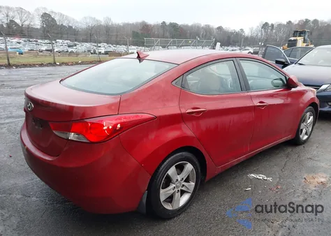 2012 Hyundai Elantra Gls (Ulsan Plant) z USA, uszkodzony, nr VIN KMHDH4AE3CU200066